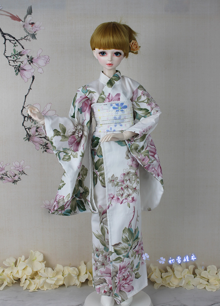 Kimono japonais pour poupée BJ - Japanese Lifestyle Shoes avis et prix